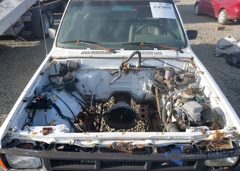 1984 Toyota Pickup Xtracab Rn56 Sr5 z USA, uszkodzony, nr VIN JT4RN56S1E0063775